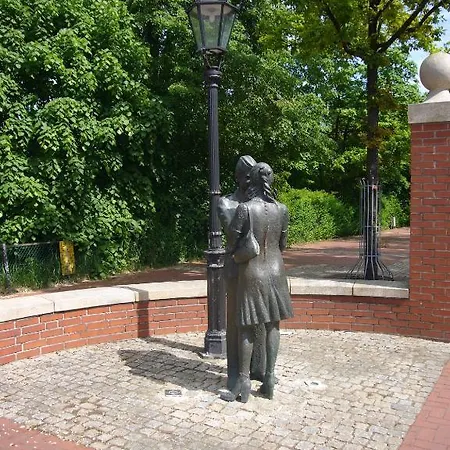 Deutsches Haus Отель Мунстер